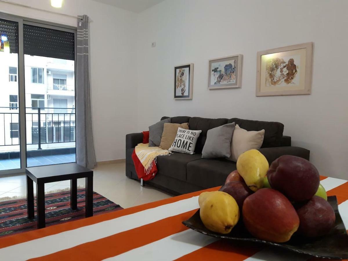 Vlorë Artist S Apartment מראה חיצוני תמונה
